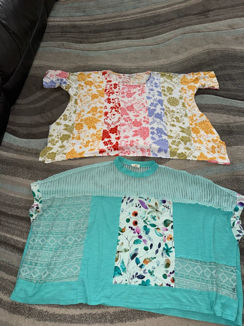 Exposed Seam Floral Patchwork Slub Knit Top LOT POL Clothing Small